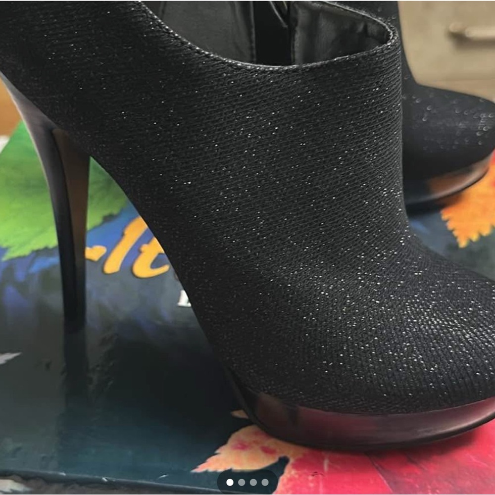 Italina sparkle Black Ankle Booties